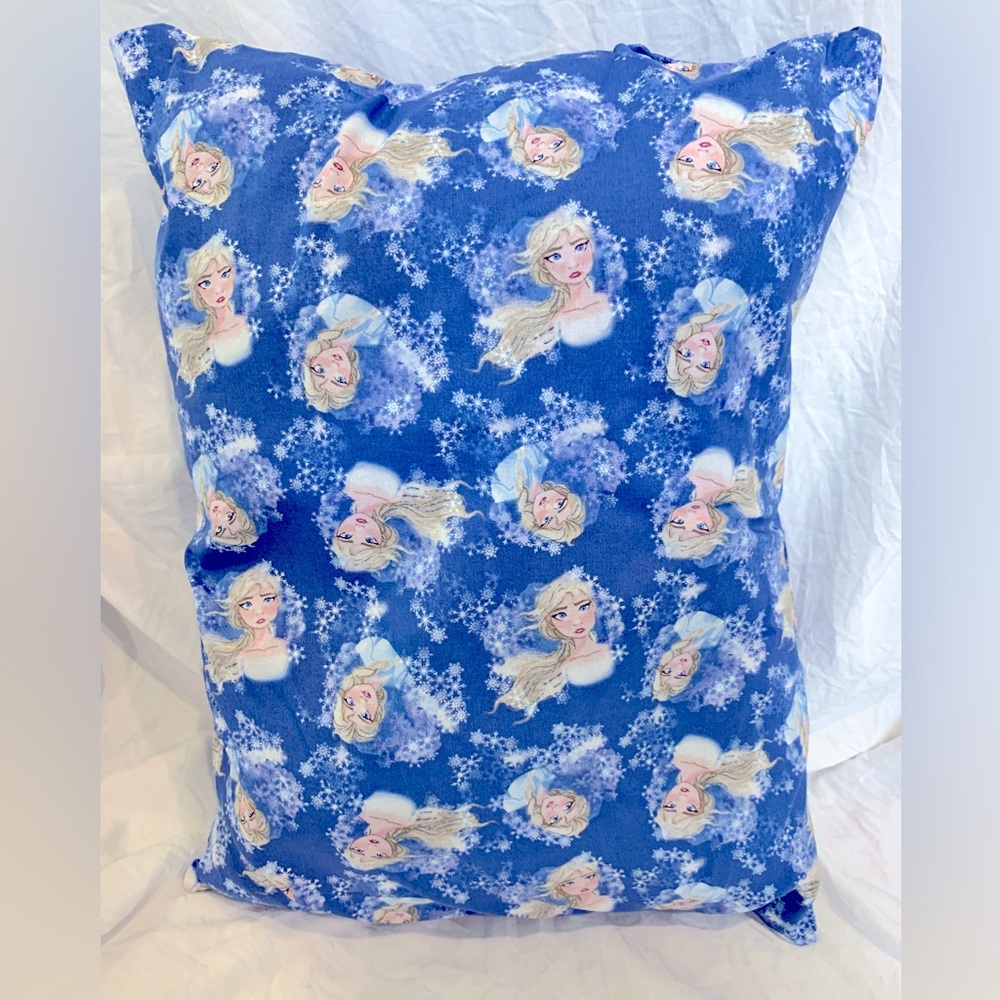 Small travel pillow